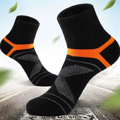 3/5/10 Pairs High Quality Men Socks Black Sports Socks Casual Soft Running Four Season Absorb Sweat Breathable Male Sock